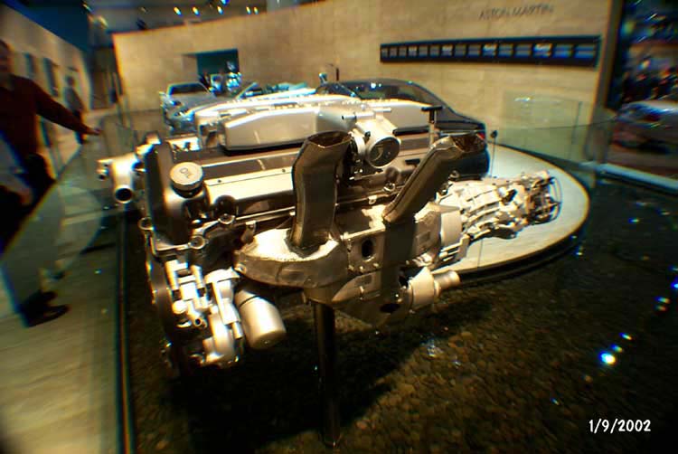 AstonMartin3