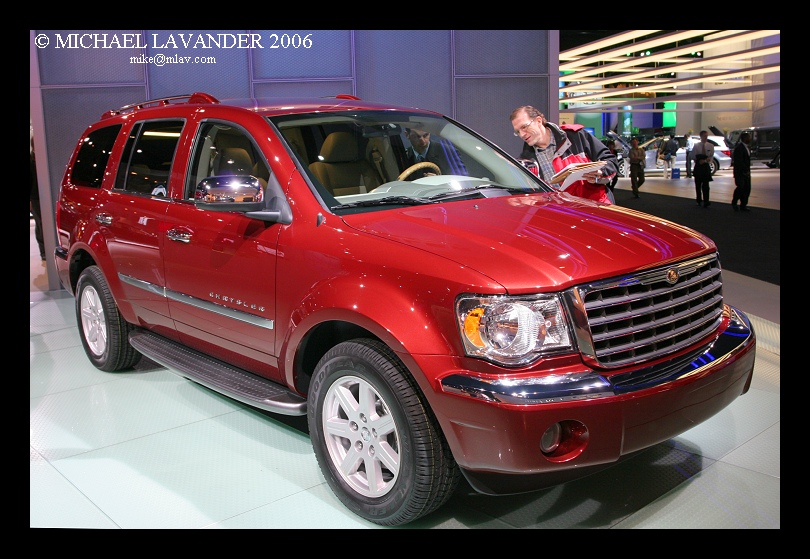 Chrysler Aspen b