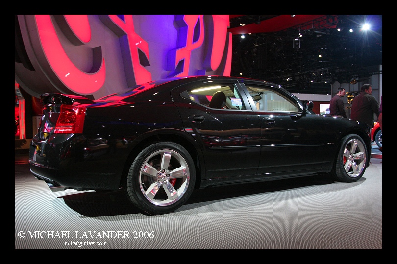 Dodge Magnum SRT-8 b