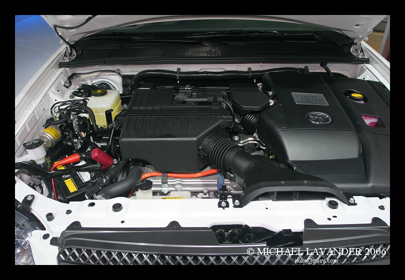Toyota Highlander Hybrid a